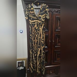 Elegant Black and Gold Chain Print Dress